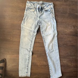 American eagle woman’s jeans